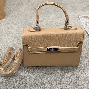 Elegant Tan Handbag